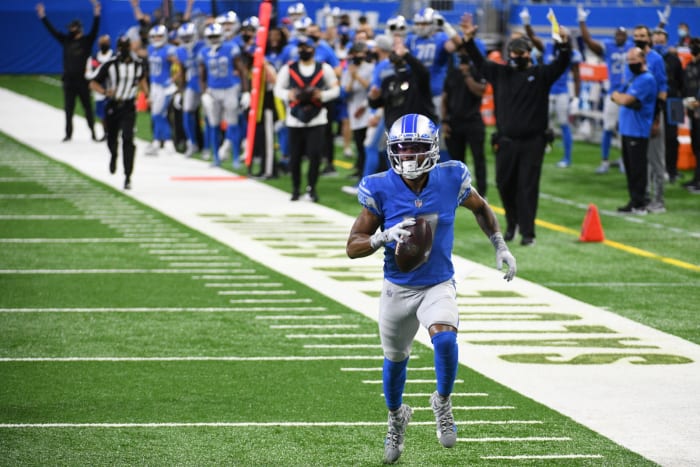 Detroit Lions wide receiver Marvin Hall runs for a touchdown against the Washington Football Team.